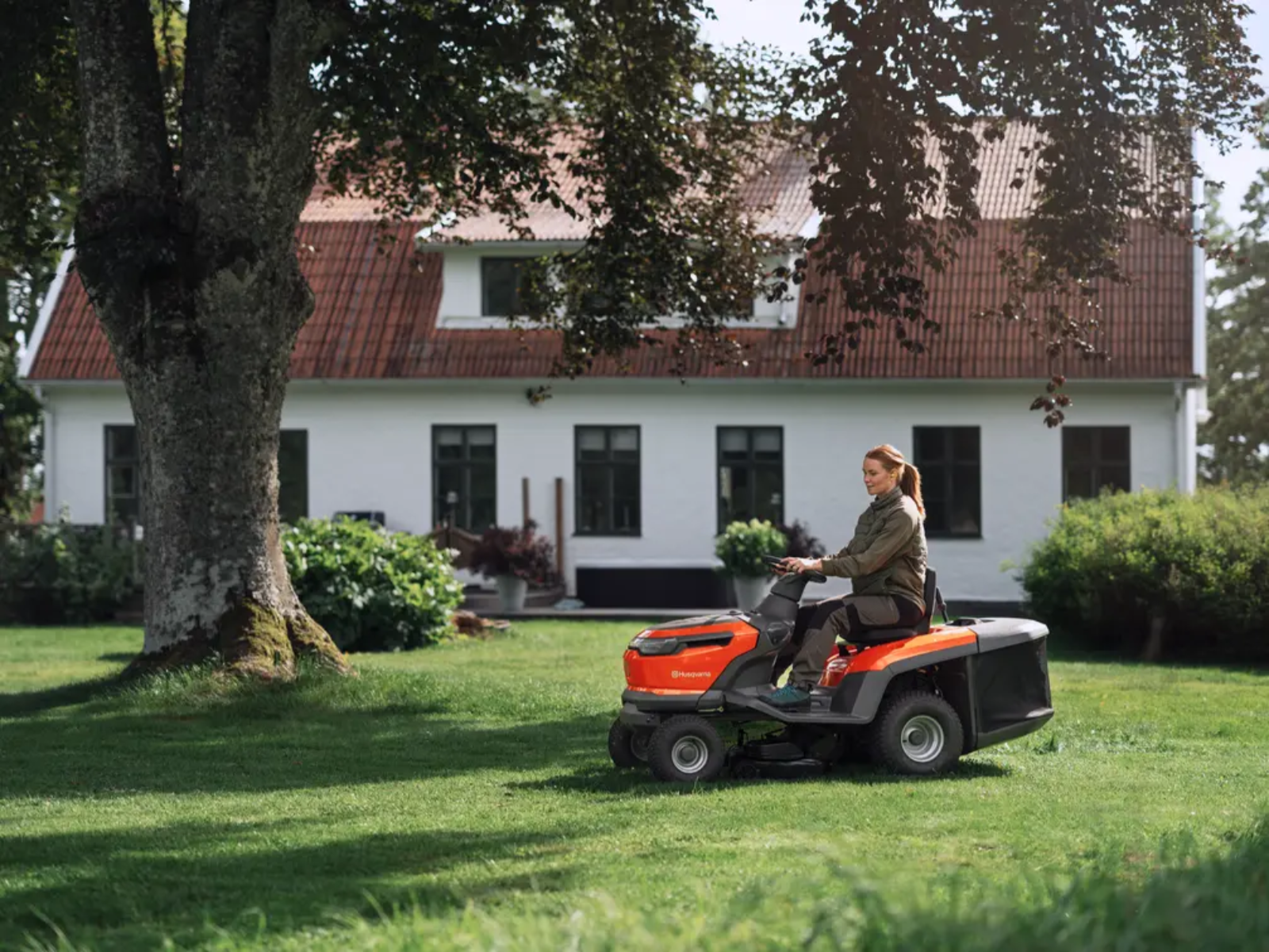 Rasentraktor Husqvarna TC 100i