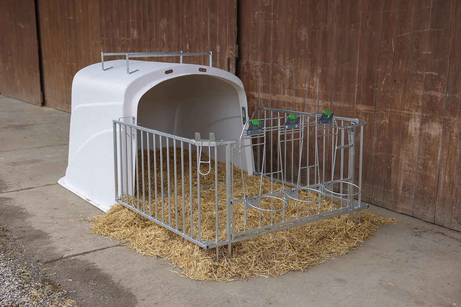 Kälberiglu CalfHouse Premium DUO, mit Zaun