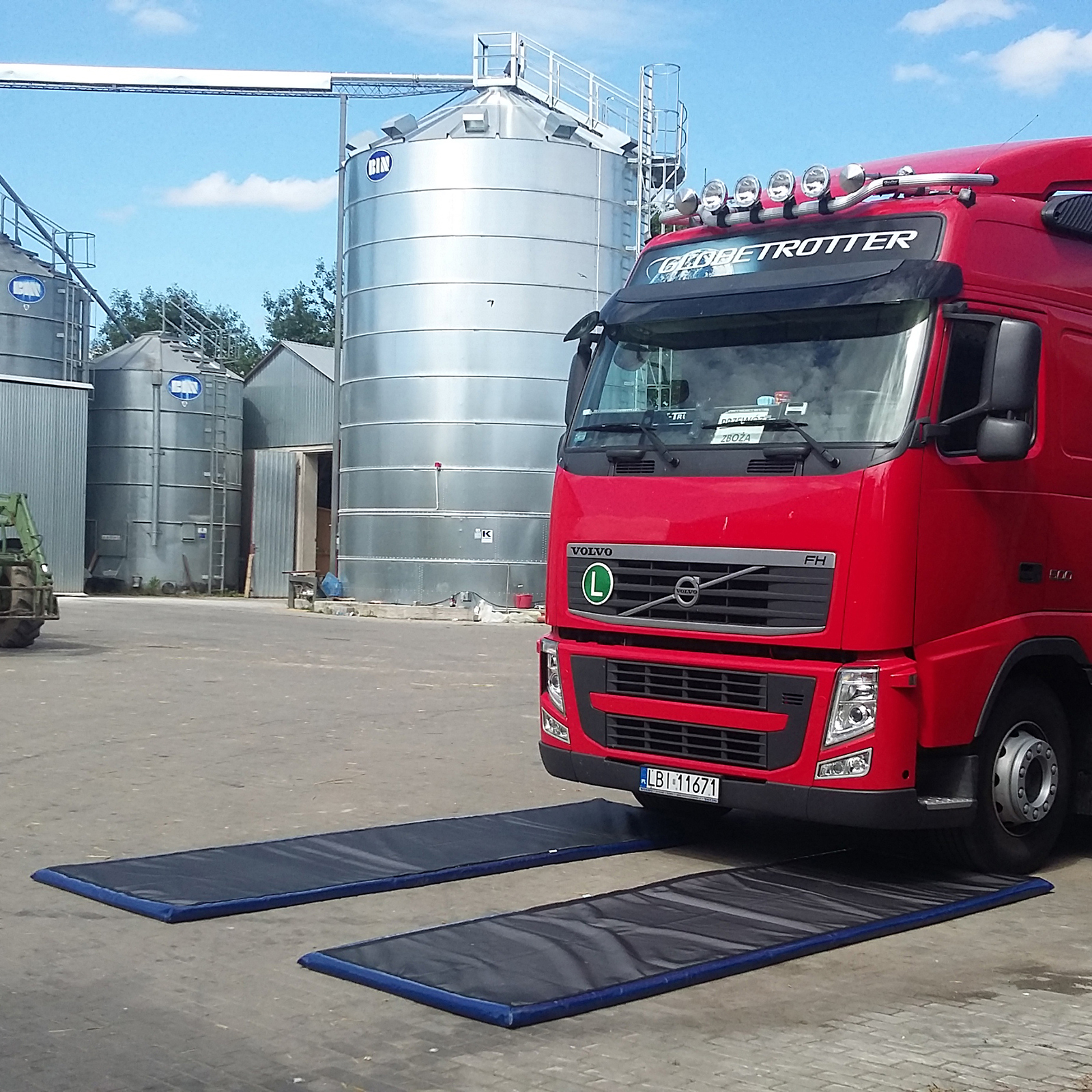 Desinfektionsmatte für LKW / Traktoren 2 St.
